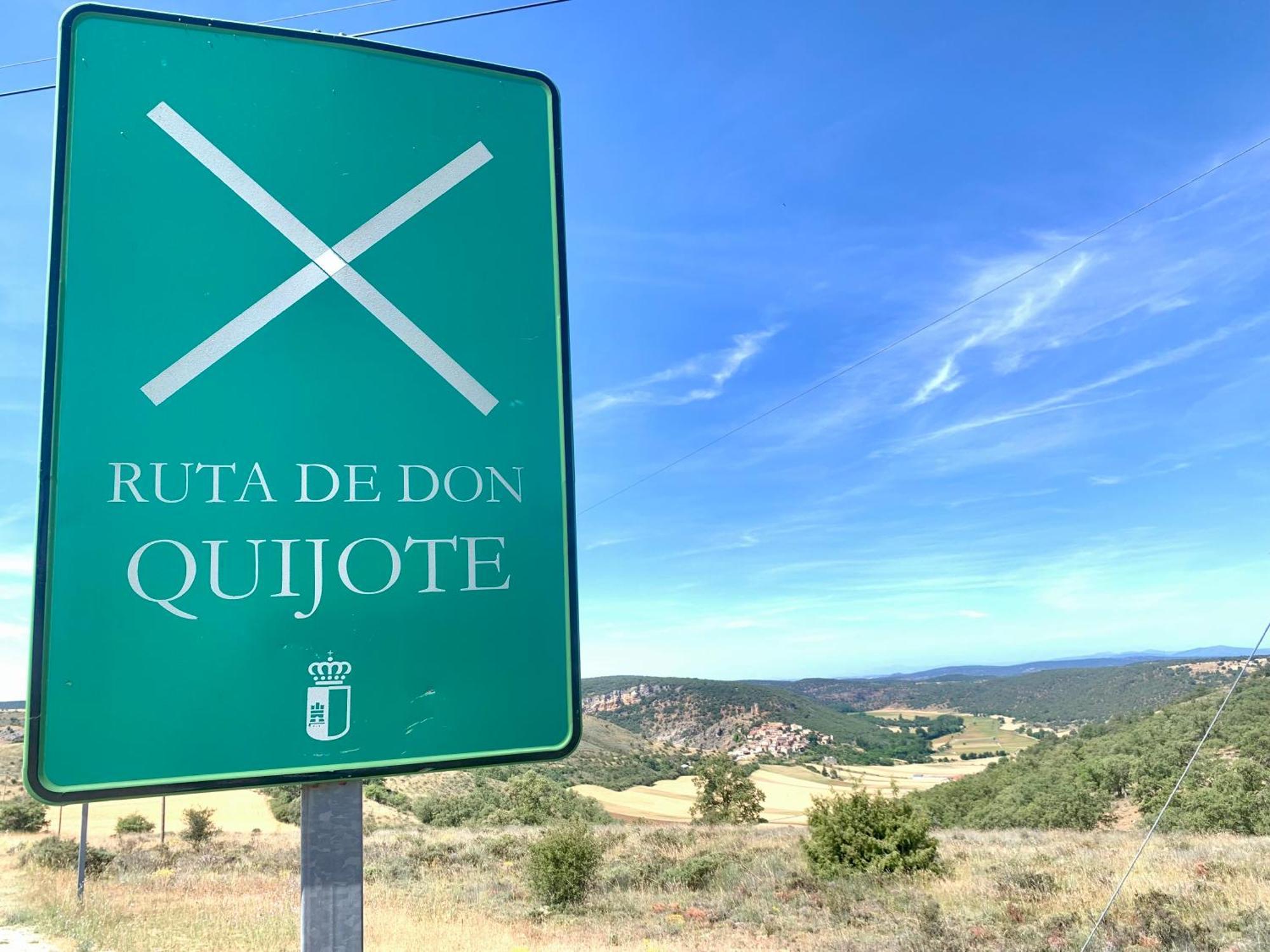 El Retiro & Gastro Vivencias Villa Siguenza Luaran gambar